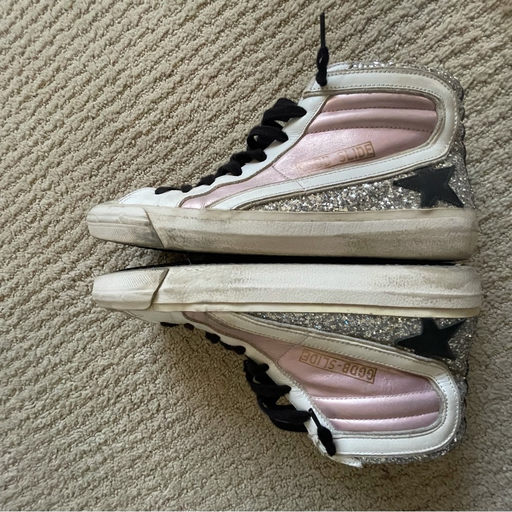 Golden Gooses - Picture 3 of 5